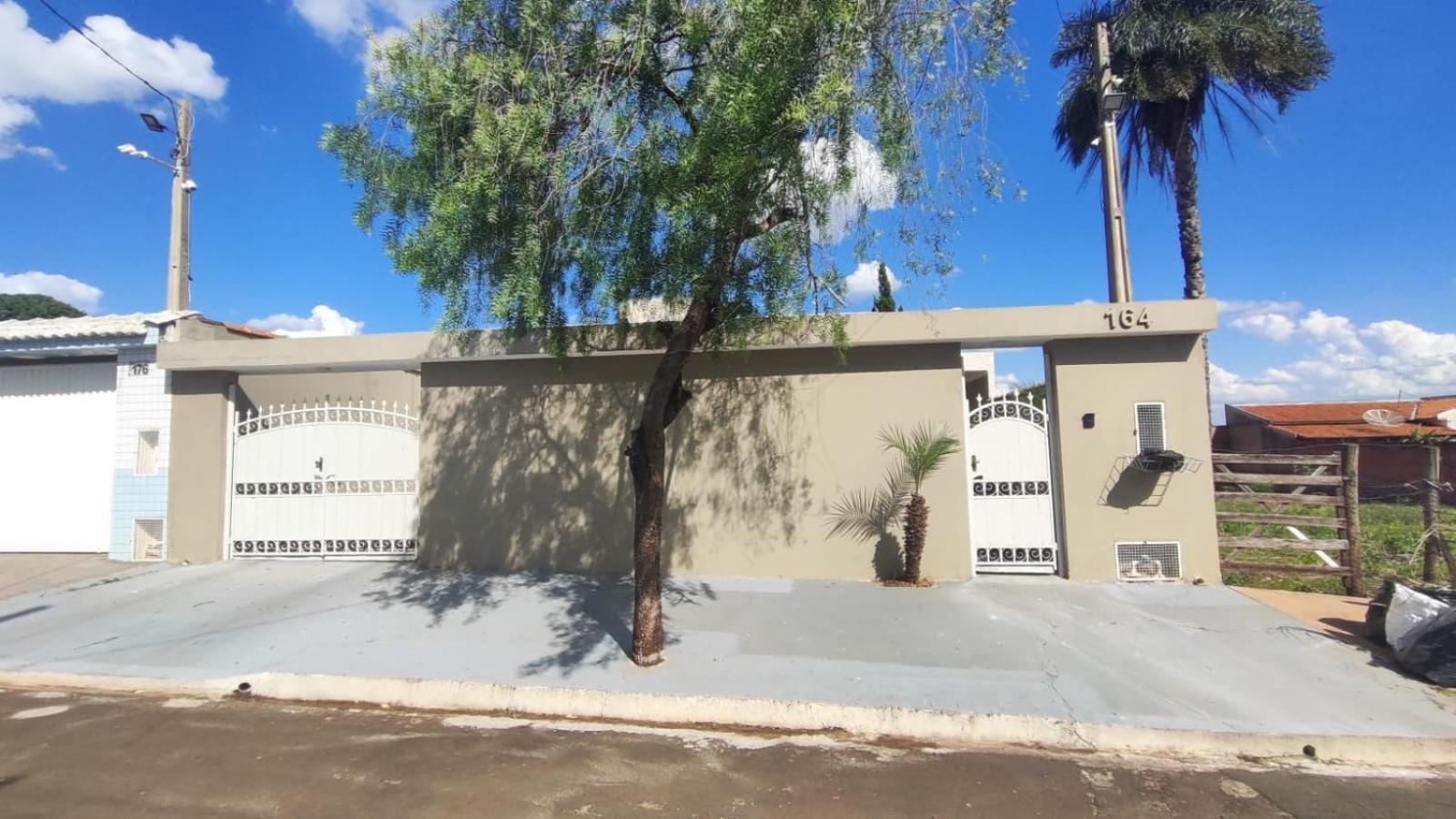 Casa De Com Piscina
